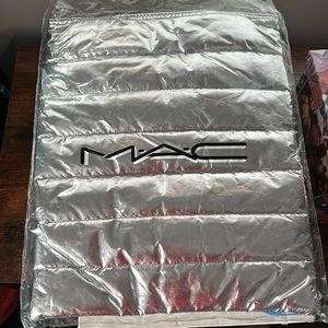 Mac bag with 2 lipstick